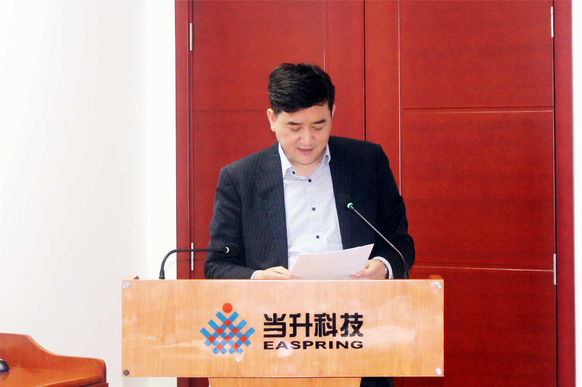 25763f07d2974187b6eb60d7fc978866.jpg 25763f07d2974187b6eb60d7fc978866.jpg