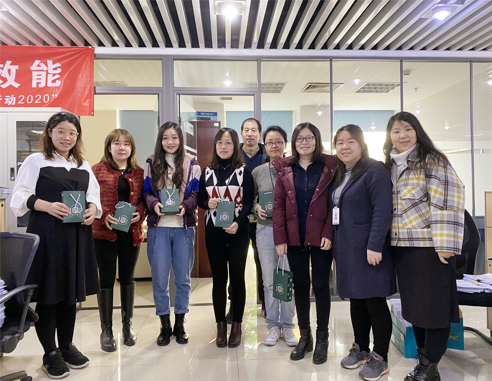 pg���d-pg���d�ٷ���-pg���d���b2025���°�V2.7.77-2265��׿�W(w��ng)